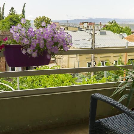 4Bd Appartaments With Cozy Garden Тбилиси Экстерьер фото