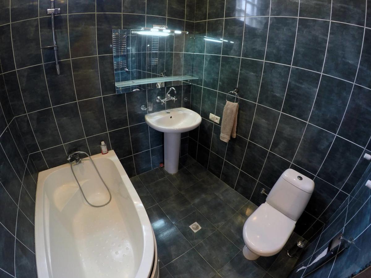 4Bd Appartaments With Cozy Garden Тбилиси Экстерьер фото